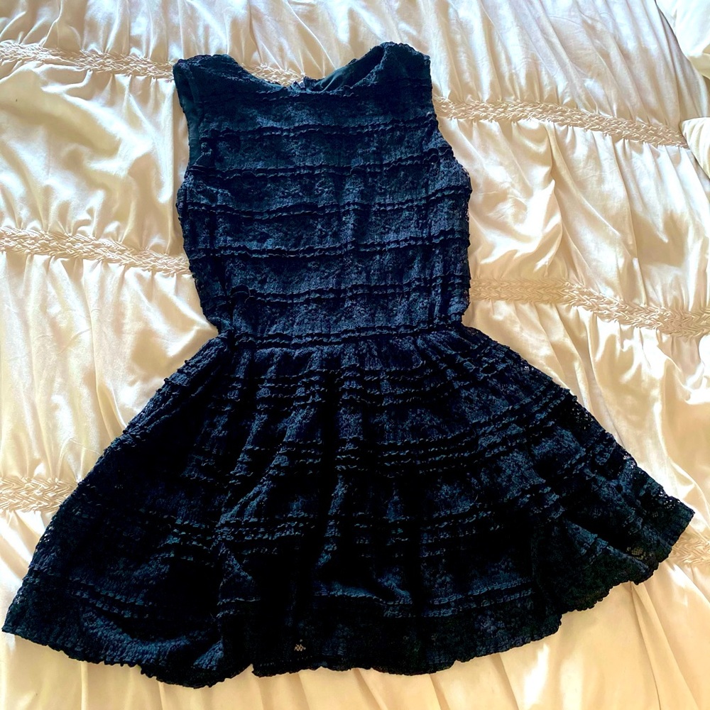 Short black dress ✨